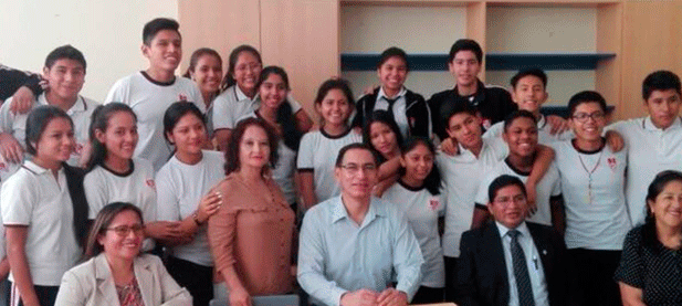 Vizcarra enfrenta el titánico reto de mejorar la educación en Perú