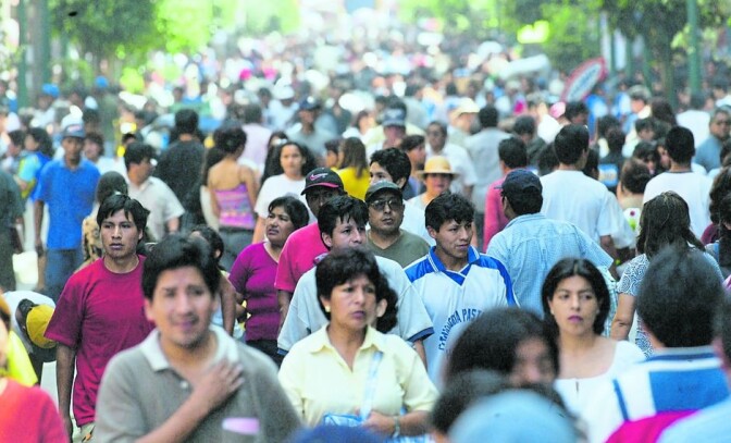 Perú mejora en progreso social, pero no en lucha anticorrupción e inclusión