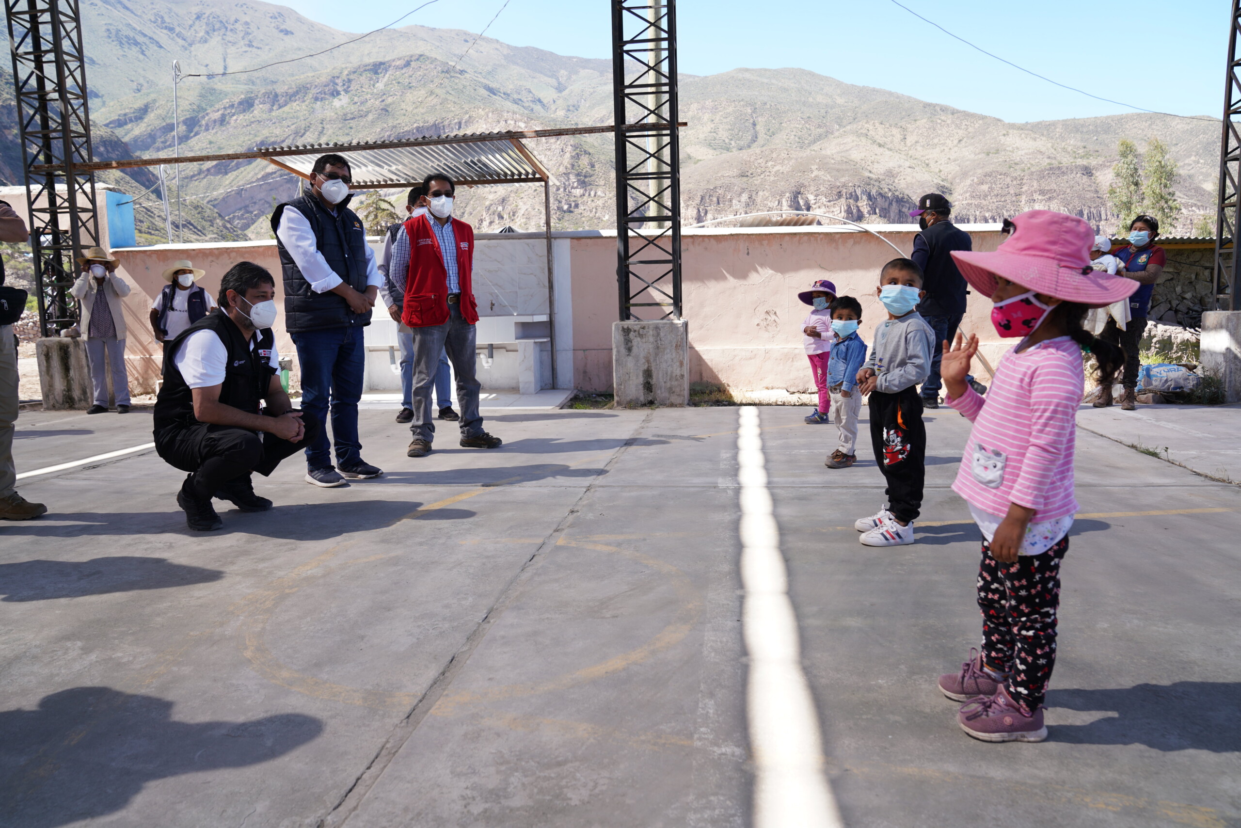 Minedu: el 6 de julio empieza vacunación a 200,000 maestros y directores de zonas rurales