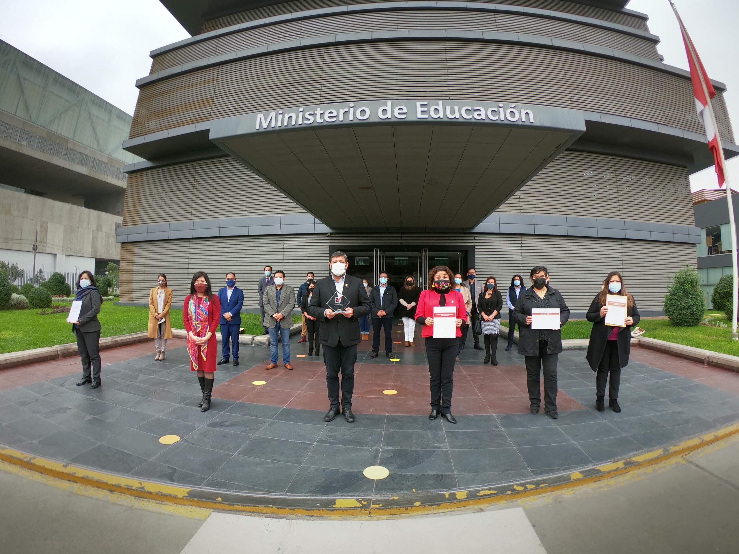 Dos iniciativas el Minedu fueron premiadas en el concurso Buenas Prácticas en Gestión Pública 2021